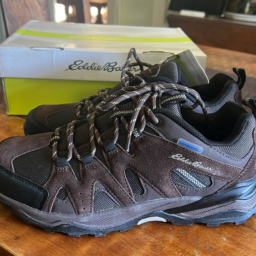 New Eddie Bauer Hiker/Trail Shoes 8.5
